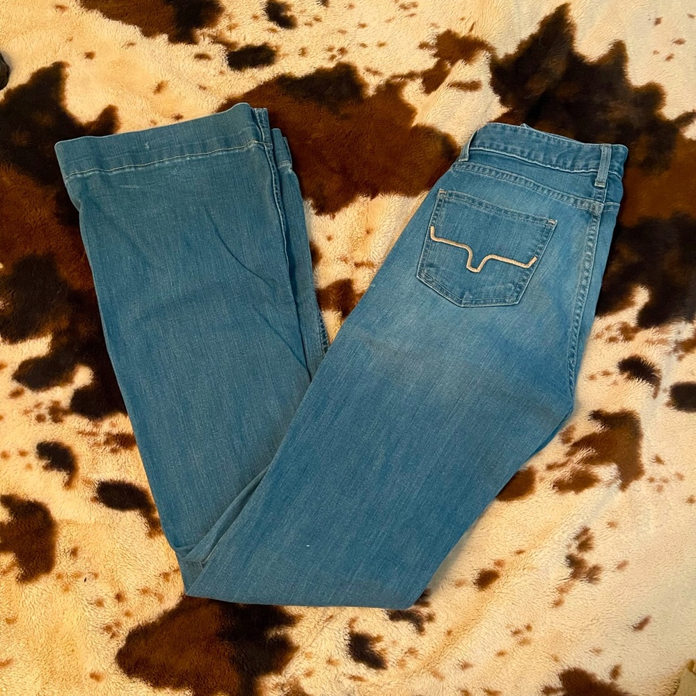 Mid wash Kimes jeans!!